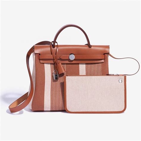 hermes herbag h vibration|Hermès Herbag 31 Vache Hunter / Toile H Vibration Fauve / Écru .